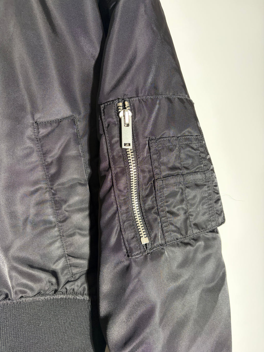 [Musinsa Standard] Cropped Bomber