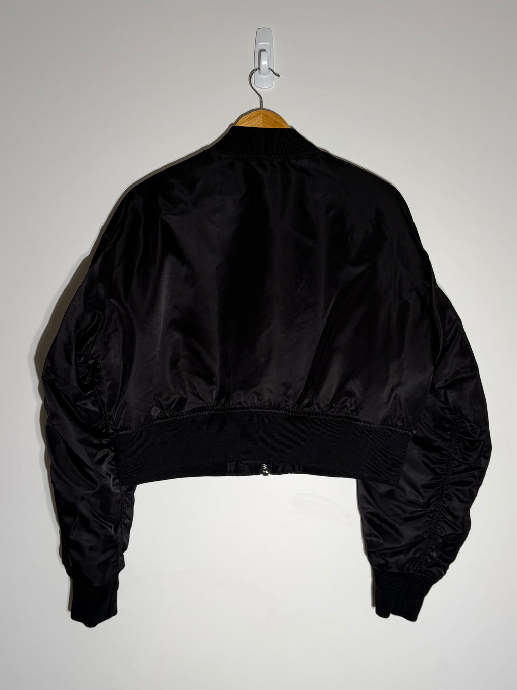 [Musinsa Standard] Cropped Bomber