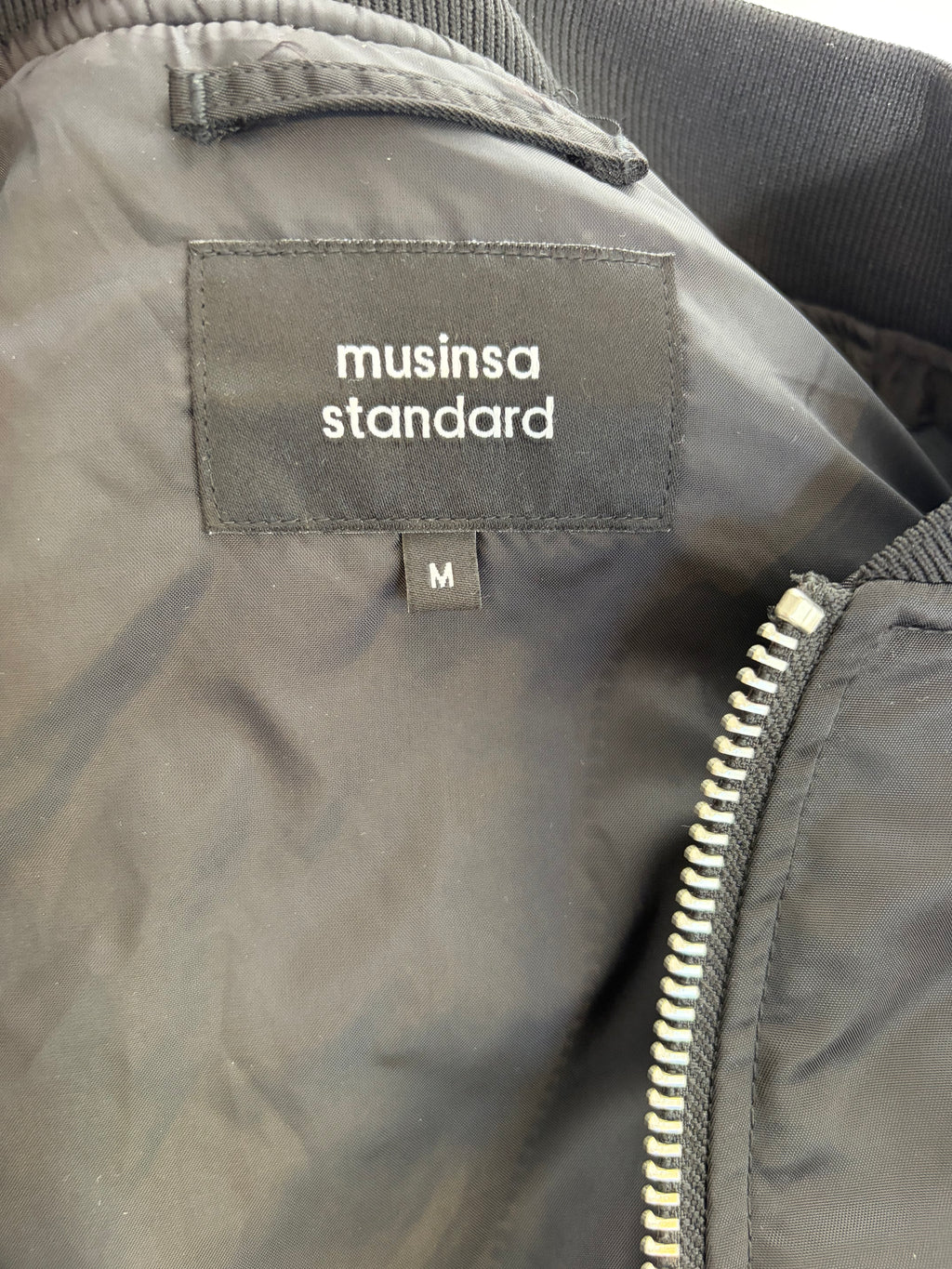 [Musinsa Standard] Cropped Bomber