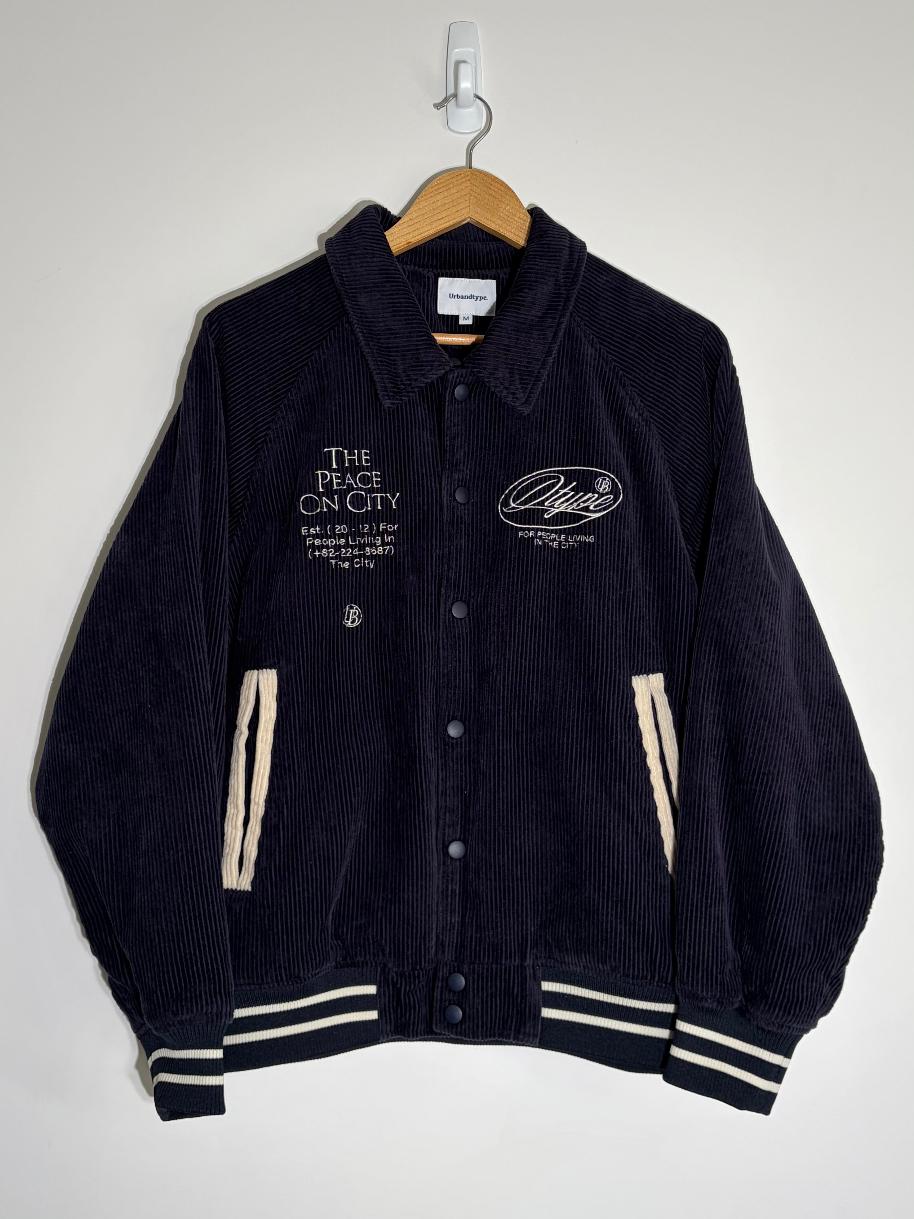 [Urbandtype] Corduroy Varsity
