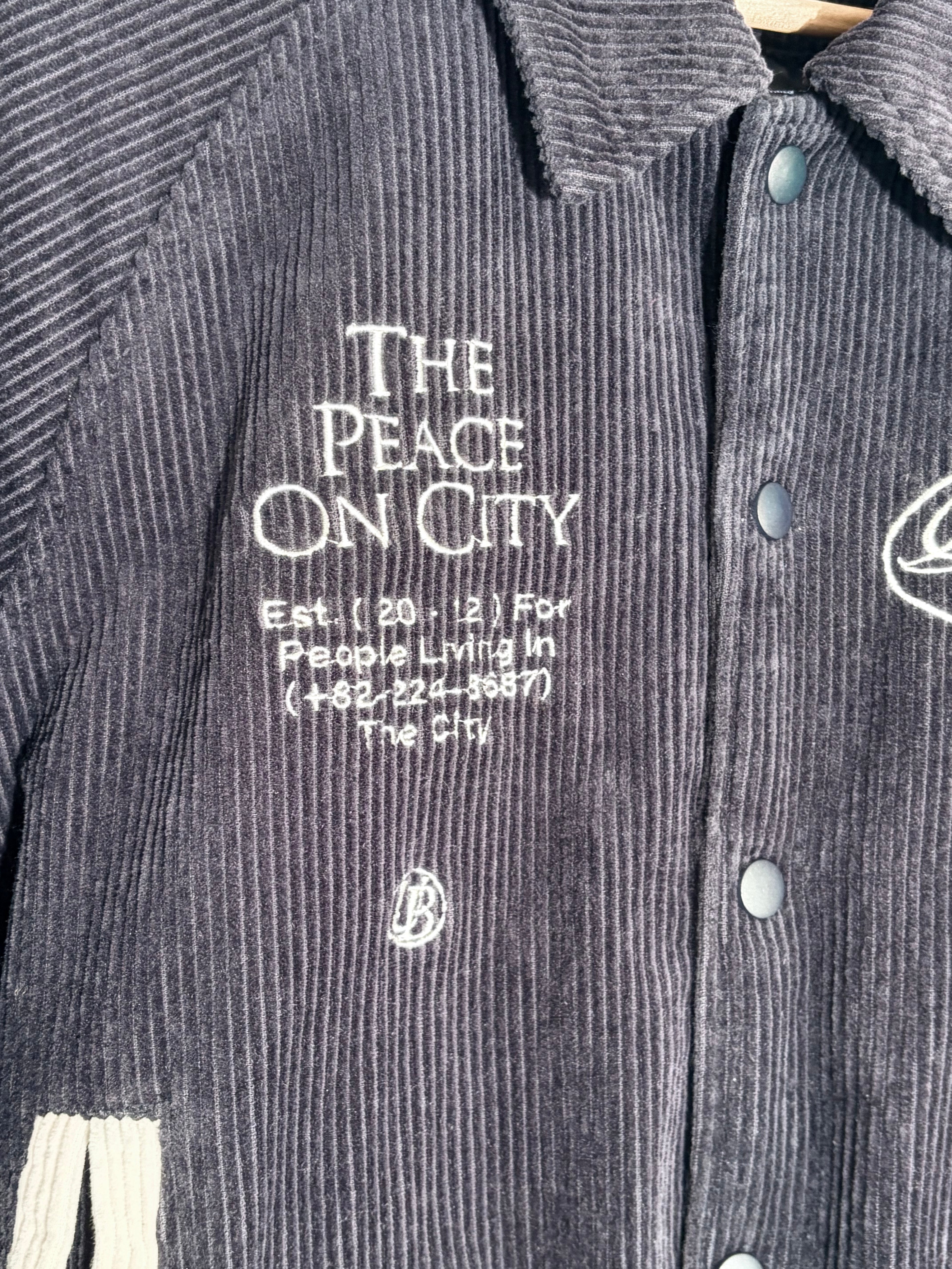 [Urbandtype] Corduroy Varsity