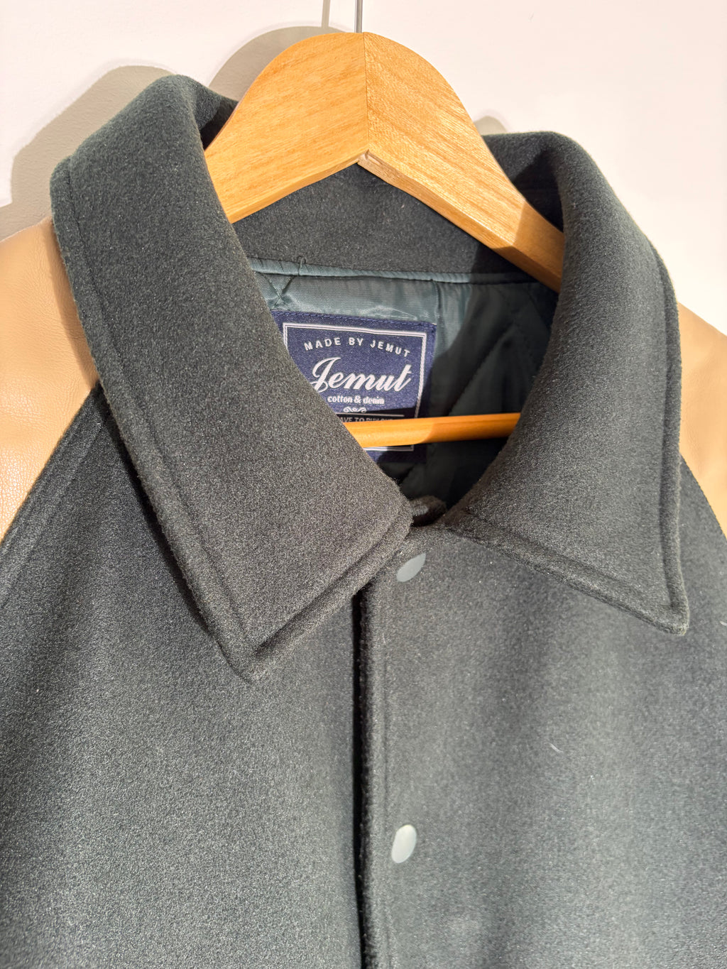 [Jemut] Varsity jacket